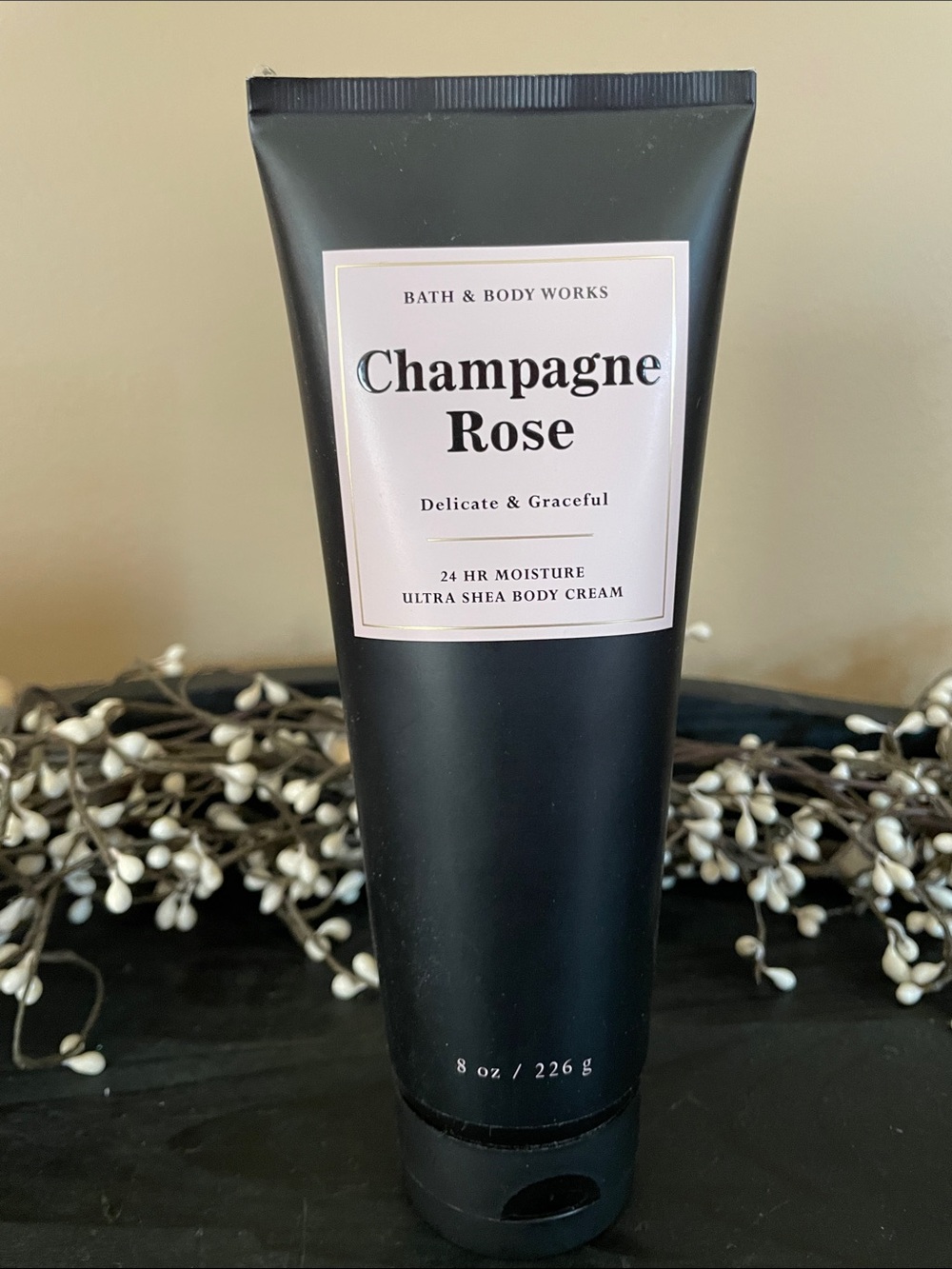 NEW Bath & Body Works Champagne Rose Ultra Shea Body Cream - 8 oz.